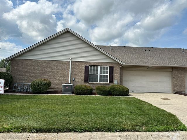 4010 Twin Lakes Circle, Clayton, OH 45315