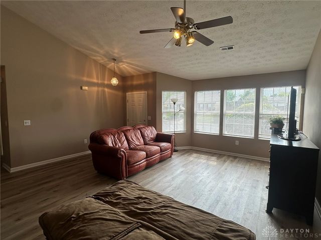 4010 Twin Lakes Circle, Clayton, OH 45315