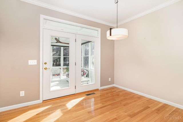 8018 Jeannes Creek Lane, West Chester, OH 45069