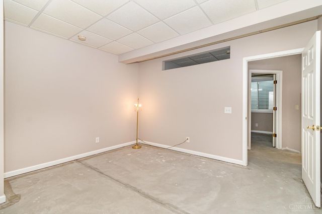 8018 Jeannes Creek Lane, West Chester, OH 45069