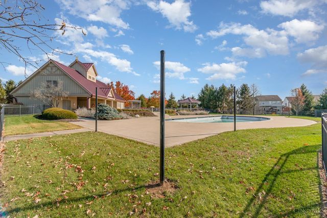 8018 Jeannes Creek Lane, West Chester, OH 45069
