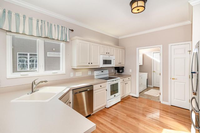 8018 Jeannes Creek Lane, West Chester, OH 45069