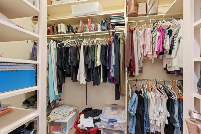 2121 DONHAM, Bauxite, AR 72011