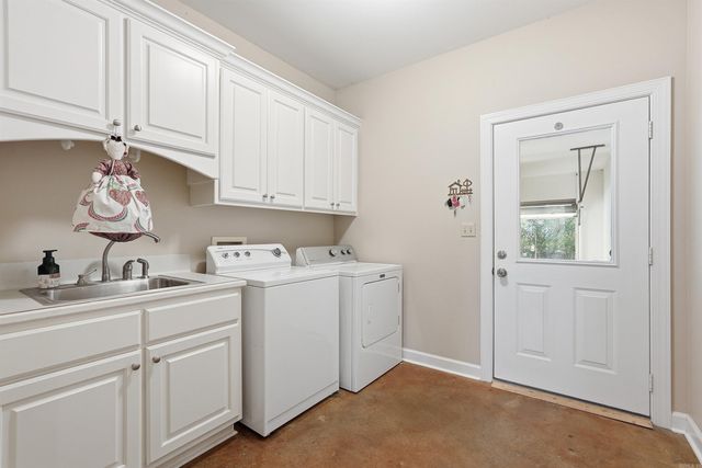 2121 DONHAM, Bauxite, AR 72011