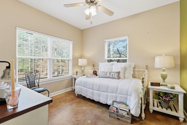 2121 DONHAM, Bauxite, AR 72011