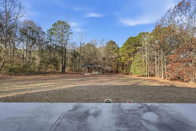 2121 DONHAM, Bauxite, AR 72011