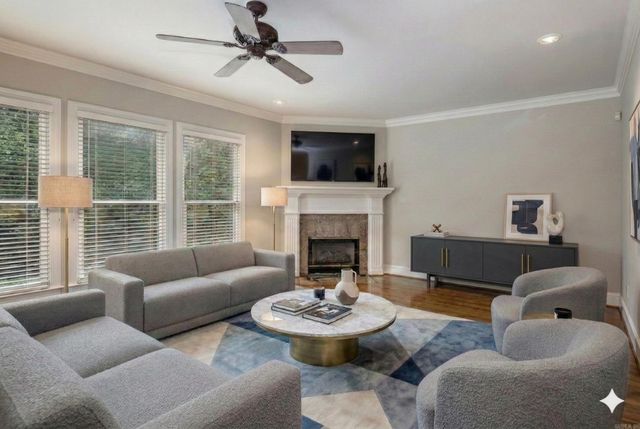 6 Frecourt Lane, Little Rock, AR 72223