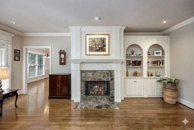 6 Frecourt Lane, Little Rock, AR 72223