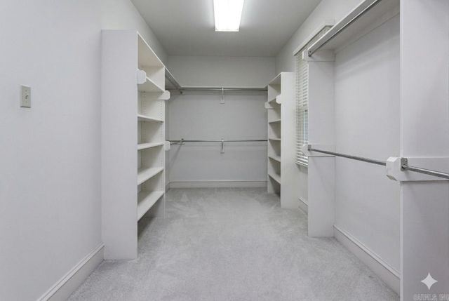 6 Frecourt Lane, Little Rock, AR 72223