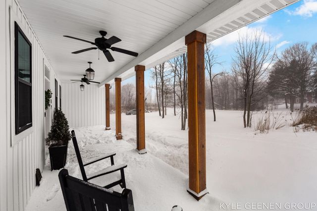 312 48th Avenue, Zeeland, MI 49464