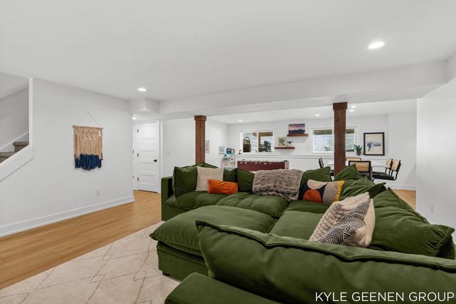 312 48th Avenue, Zeeland, MI 49464