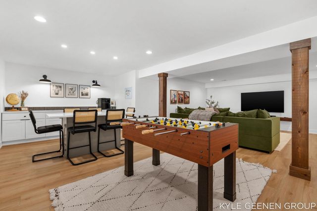 312 48th Avenue, Zeeland, MI 49464