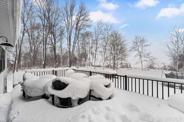 312 48th Avenue, Zeeland, MI 49464