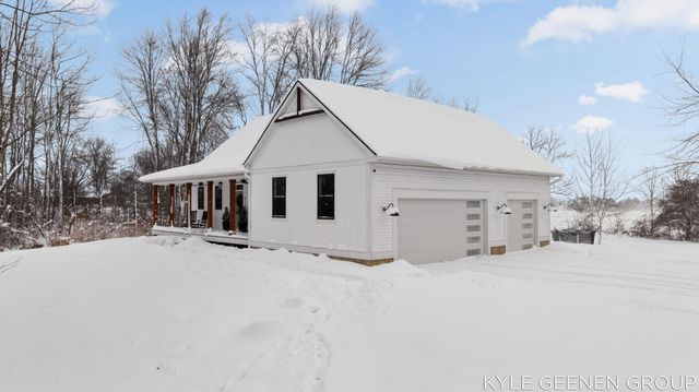312 48th Avenue, Zeeland, MI 49464