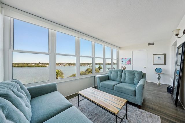 1847 SHORE DRIVE S 711, South Pasadena, FL 33707