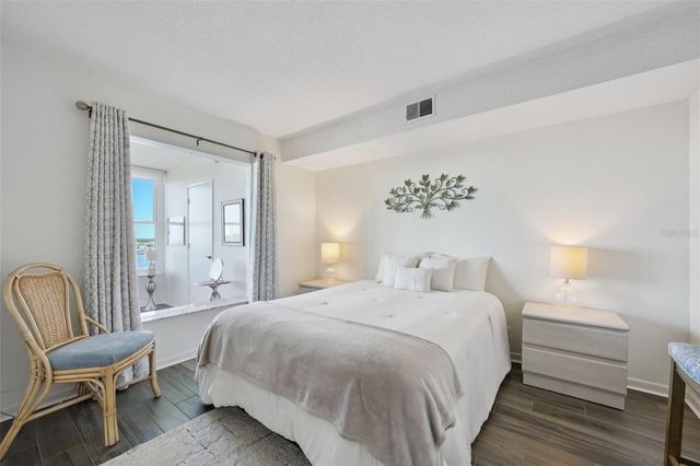 1847 SHORE DRIVE S 711, South Pasadena, FL 33707