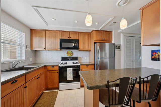 1847 SHORE DRIVE S 711, South Pasadena, FL 33707