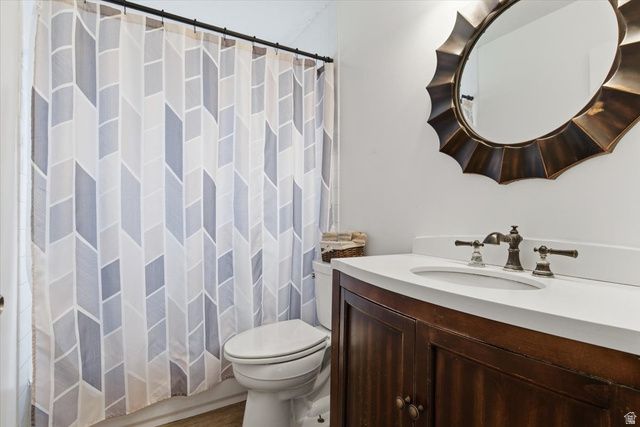 8372 W MYRON AVE, Magna, UT 84044