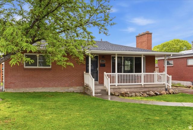 8372 W MYRON AVE, Magna, UT 84044