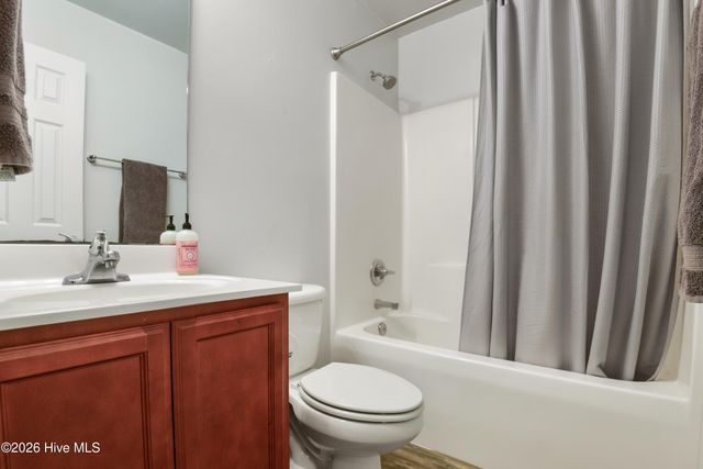 509 Hay Baler Court, Sneads Ferry, NC 28460
