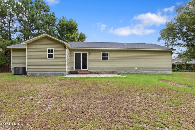 509 Hay Baler Court, Sneads Ferry, NC 28460
