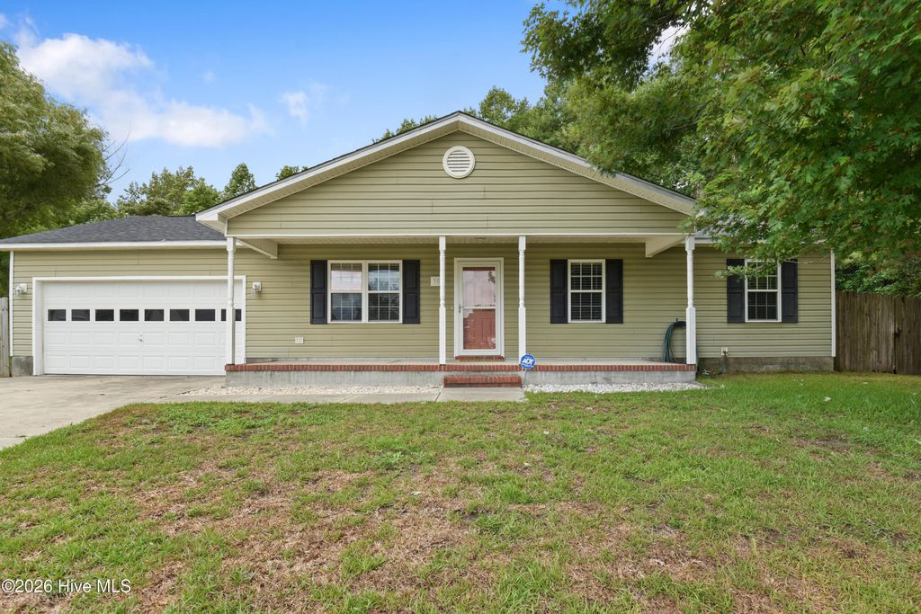 509 Hay Baler Court, Sneads Ferry, NC 28460