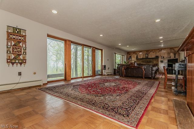 6811 Drexel Drive, Seven Hills, OH 44131