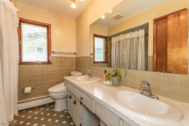 6811 Drexel Drive, Seven Hills, OH 44131