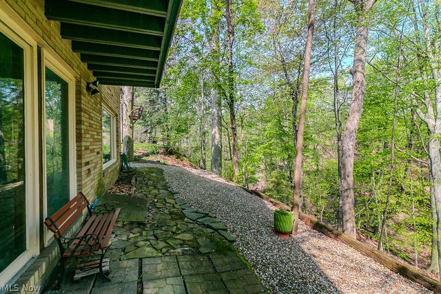 6811 Drexel Drive, Seven Hills, OH 44131