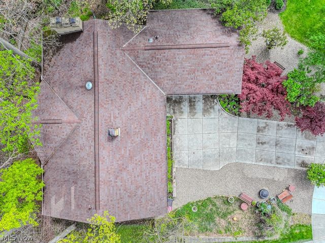 6811 Drexel Drive, Seven Hills, OH 44131