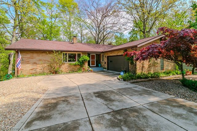 6811 Drexel Drive, Seven Hills, OH 44131