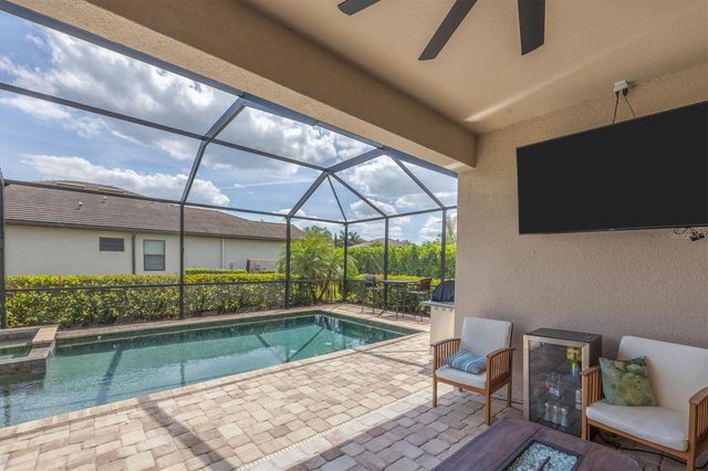11408 AUTUMN LEAF WAY, Bradenton, FL 34212