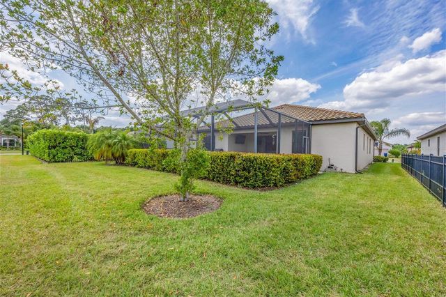 11408 AUTUMN LEAF WAY, Bradenton, FL 34212