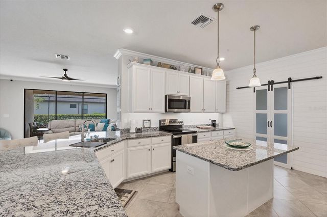 11408 AUTUMN LEAF WAY, Bradenton, FL 34212