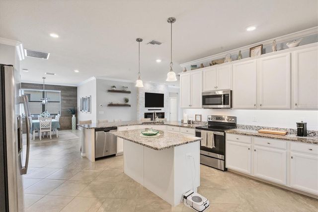 11408 AUTUMN LEAF WAY, Bradenton, FL 34212
