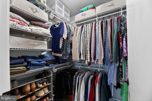 52 SUMMIT CT, Marlton, NJ 08053