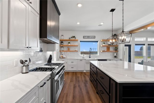 2474 Pegasus Dr, Corpus Christi, TX 78415