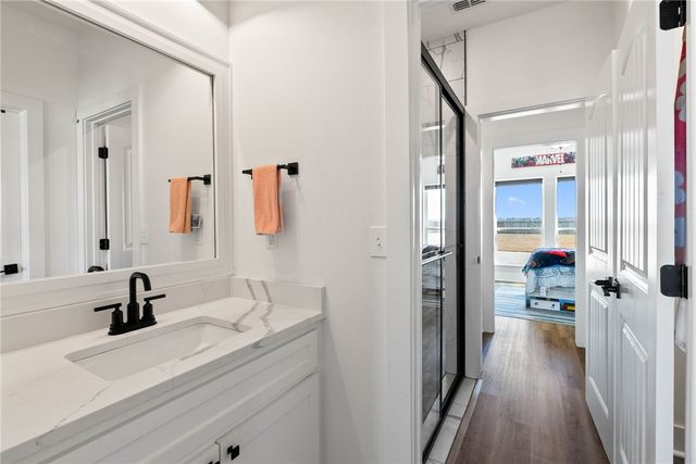 2474 Pegasus Dr, Corpus Christi, TX 78415