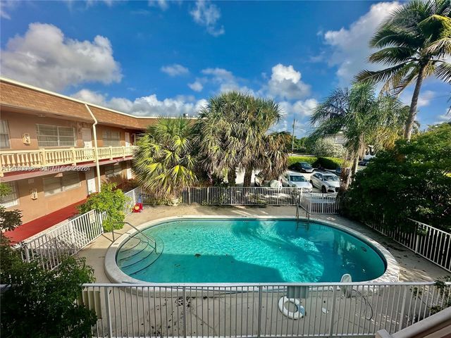 241 SE 9th Ave 207, Pompano Beach, FL 33060