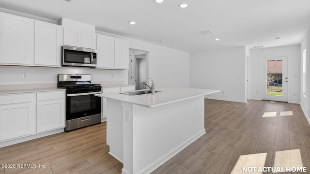 5337 WHITE GROVE Lane, Jacksonville, FL 32219