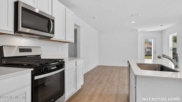 5337 WHITE GROVE Lane, Jacksonville, FL 32219
