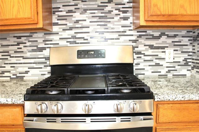 16014 Clayton Green Drive, Houston, TX 77082