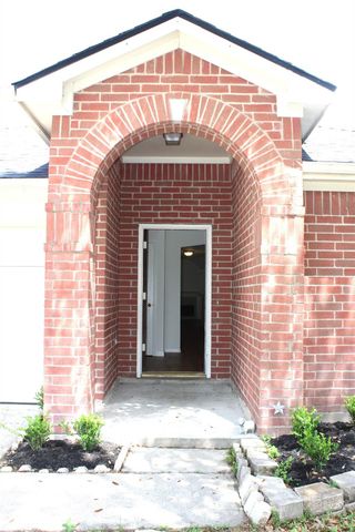 16014 Clayton Green Drive, Houston, TX 77082