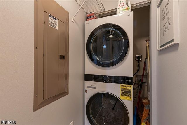 8180 Summerlin Village CIR 708, Fort Myers, FL 33919