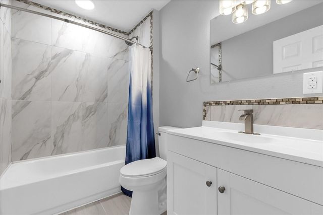 319 AVENUE A NE, Winter Haven, FL 33881