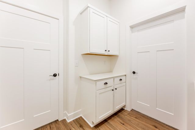 1208 Stutzman St., Halstead, KS 67056