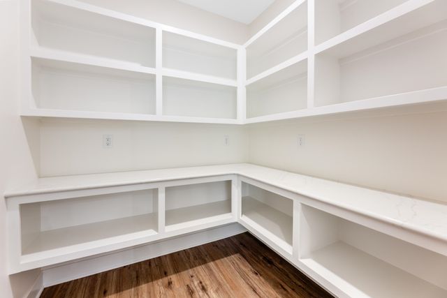 1208 Stutzman St., Halstead, KS 67056