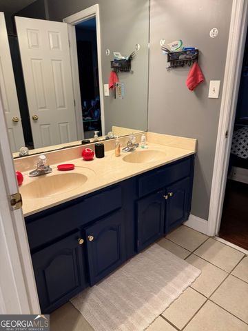 104 26th Avenue, Lanett, AL 36863