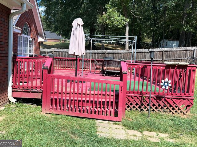 104 26th Avenue, Lanett, AL 36863