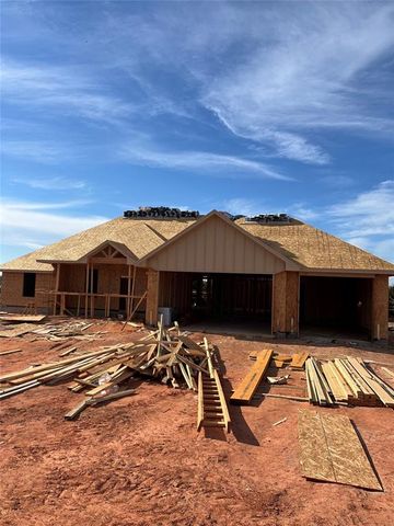 1228 Twin Oaks Drive, Blanchard, OK 73010